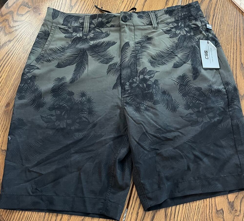 NWT CSG Mens Size 38 Olive Green Black Flat Front Floral Casual Bermuda Shorts